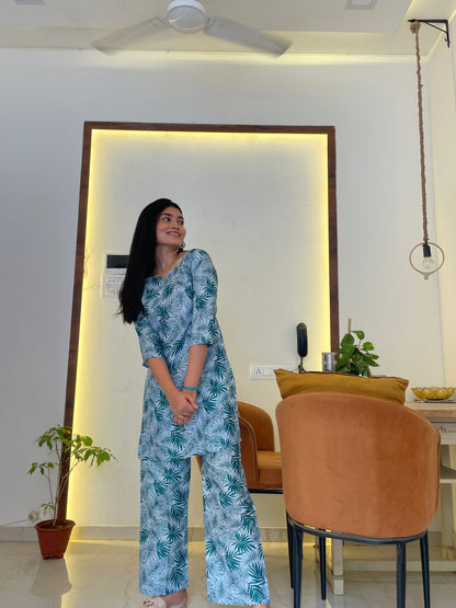 Tropical Print Women Cotton Blend Kurta Pant Set