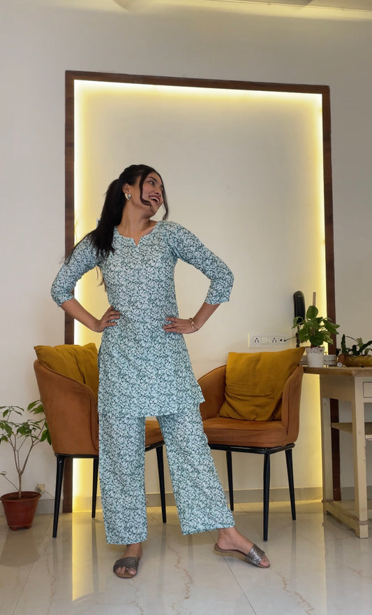 Spring Serenity Women Cotton Blend Kurta Pant Set