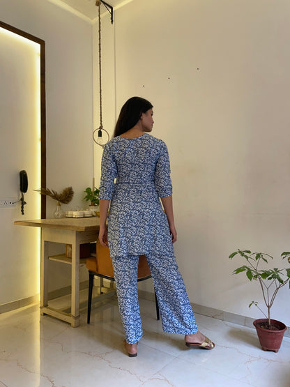 Spring Serenity Women Cotton Blend Kurta Pant Set